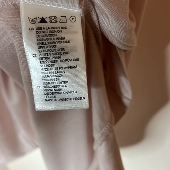 H&M blouse - Picture 7 of 9